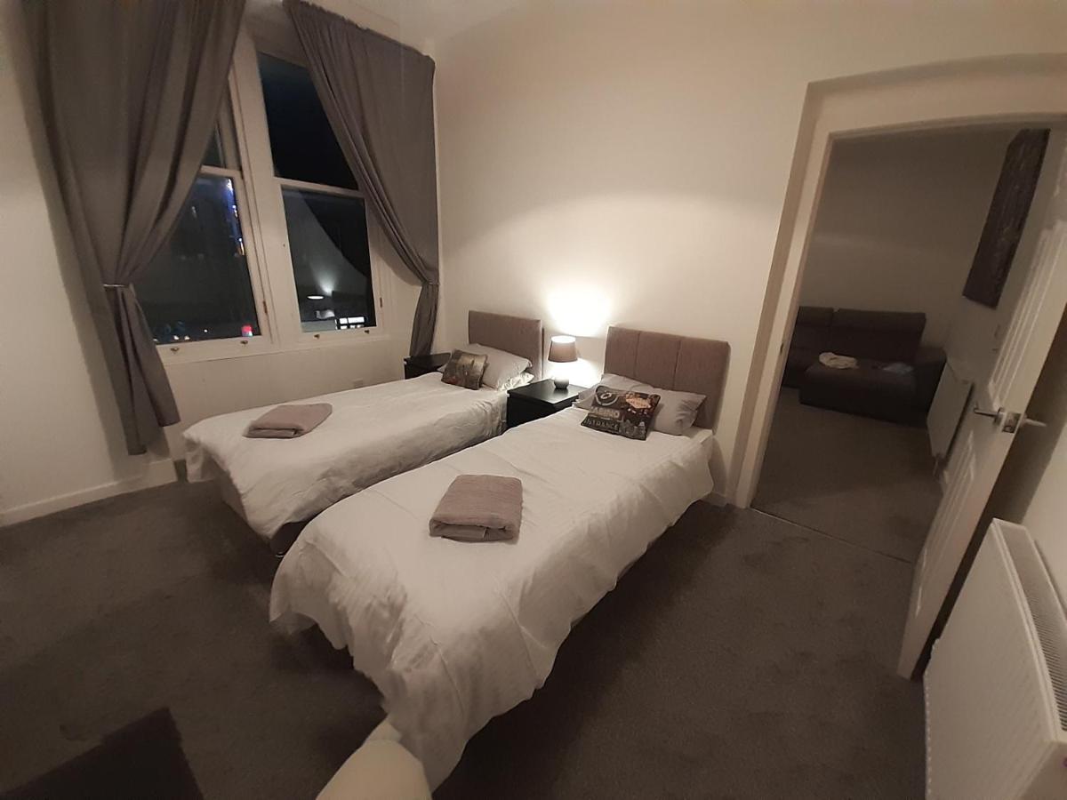 Carvetii - Edward House A - 2 Dbl bed 1st floor flat Lejlighed Dunfermline Eksteriør billede